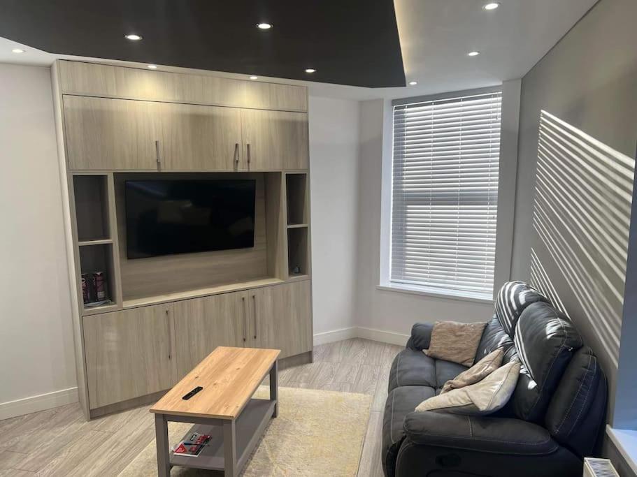 1 Bedroom Flat, Fully Furnished Kingston upon Hull Exterior foto